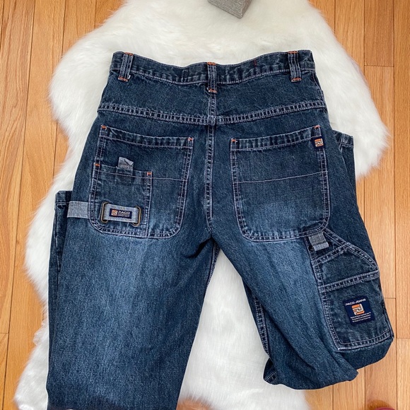 Jeans - Picture 2 of 3